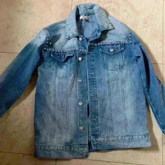 Studded jean jacket - Picture 2 of 4